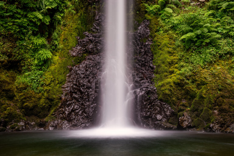 Wahkeena Falls in Oregon